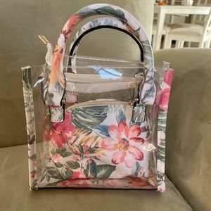 Clear purse with cosmetic bag